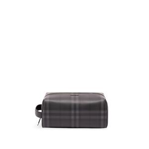 Burberry Men Washbag